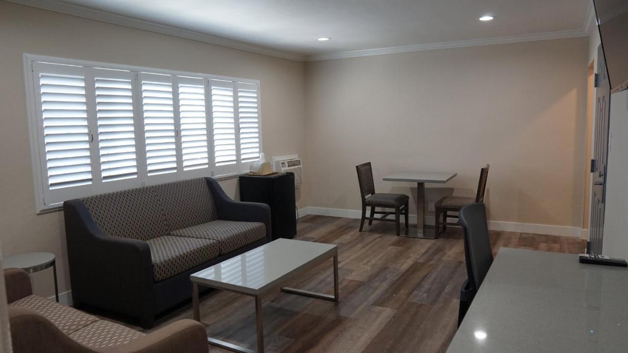 Sea Breeze Inn - Lax Airport, Los Angeles Ингълуд Екстериор снимка